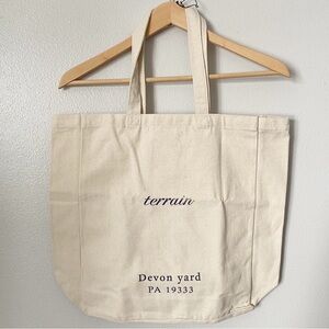 Anthropologie‎ Canvas Tote Bag Terrain Devon Yard PA 19333 NWOT